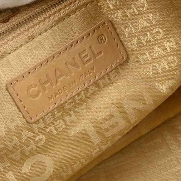 Chanel Beige Calfskin Wild Stitch Choco Bar Tote Handbag XX40135 - Picture 9 of 10